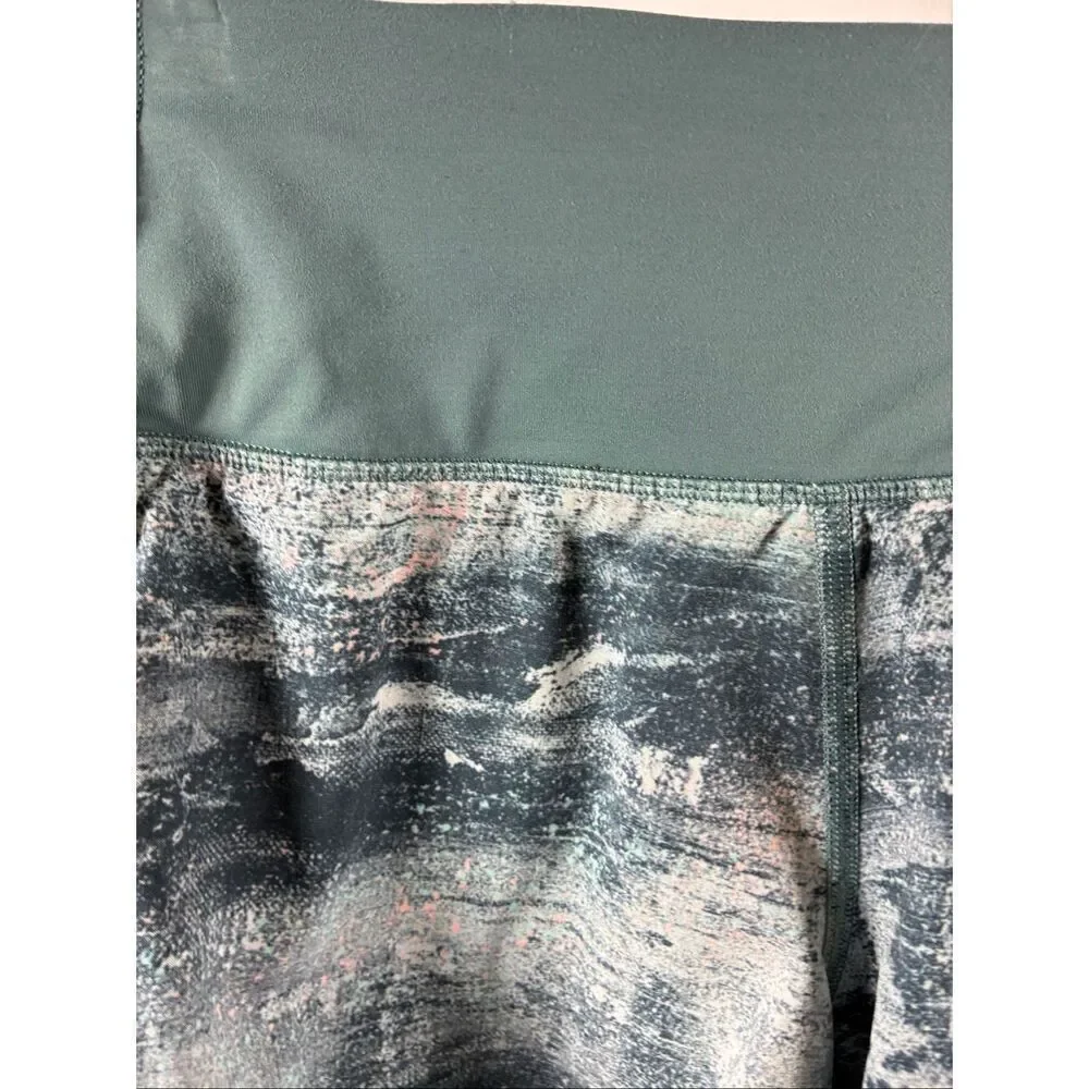 Lululemon Run Times Shorts II 4” in Azurite Mint Tint Multi Mystic Green Size 6